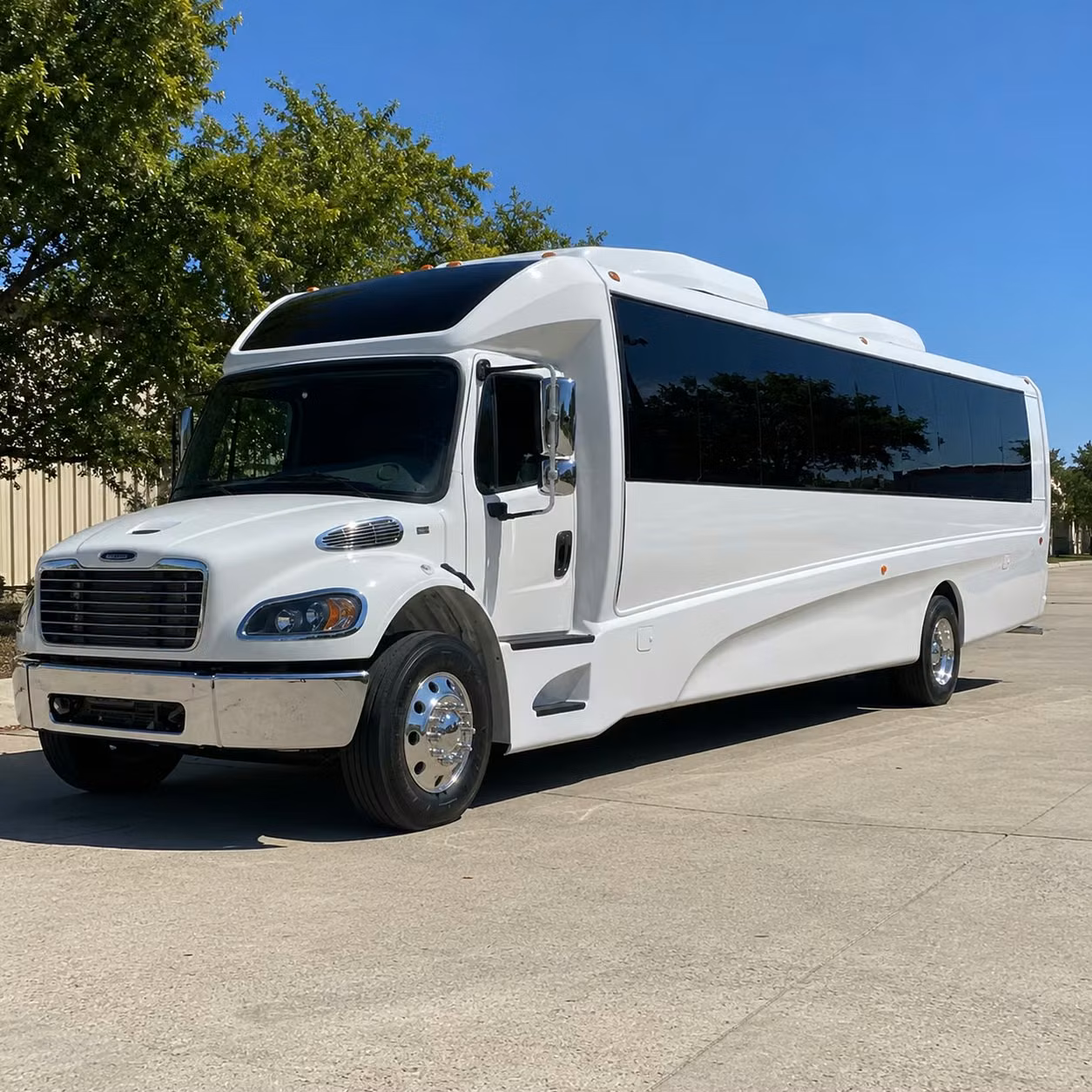 25 passenger minibus
