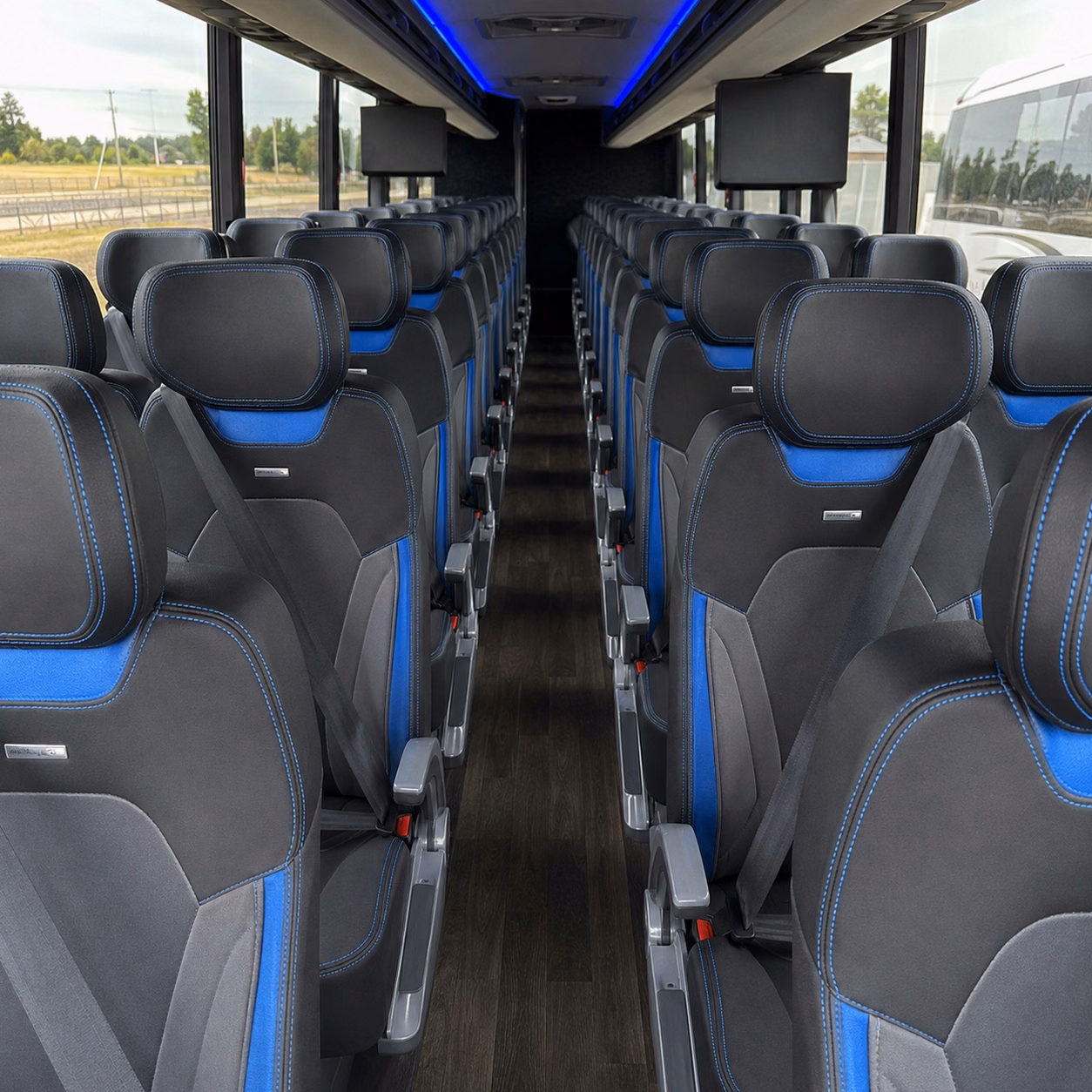detroit long distance bus rentals
