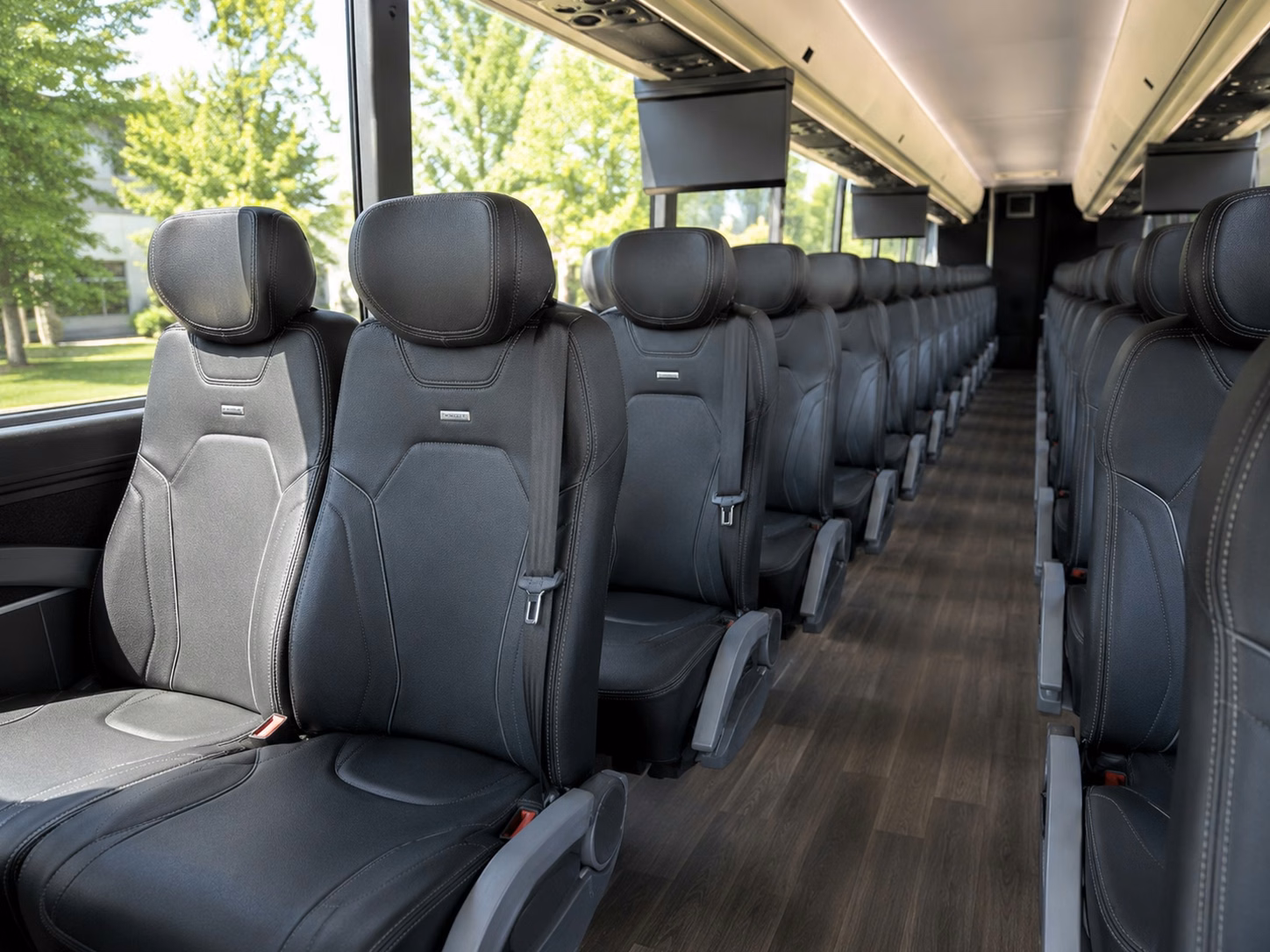 detroit wedding shuttle services bus rentals